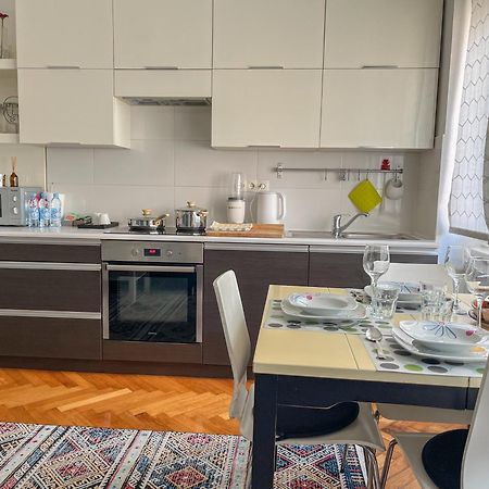 Bell Apartment Bihać Buitenkant foto